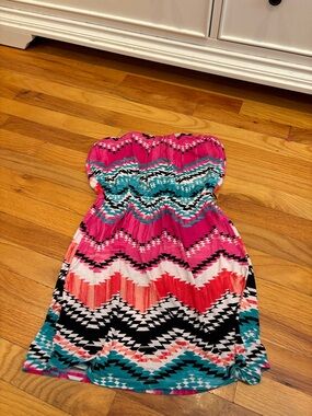 Three Hearts Strapless Dress in Pink, Teal, Black, White